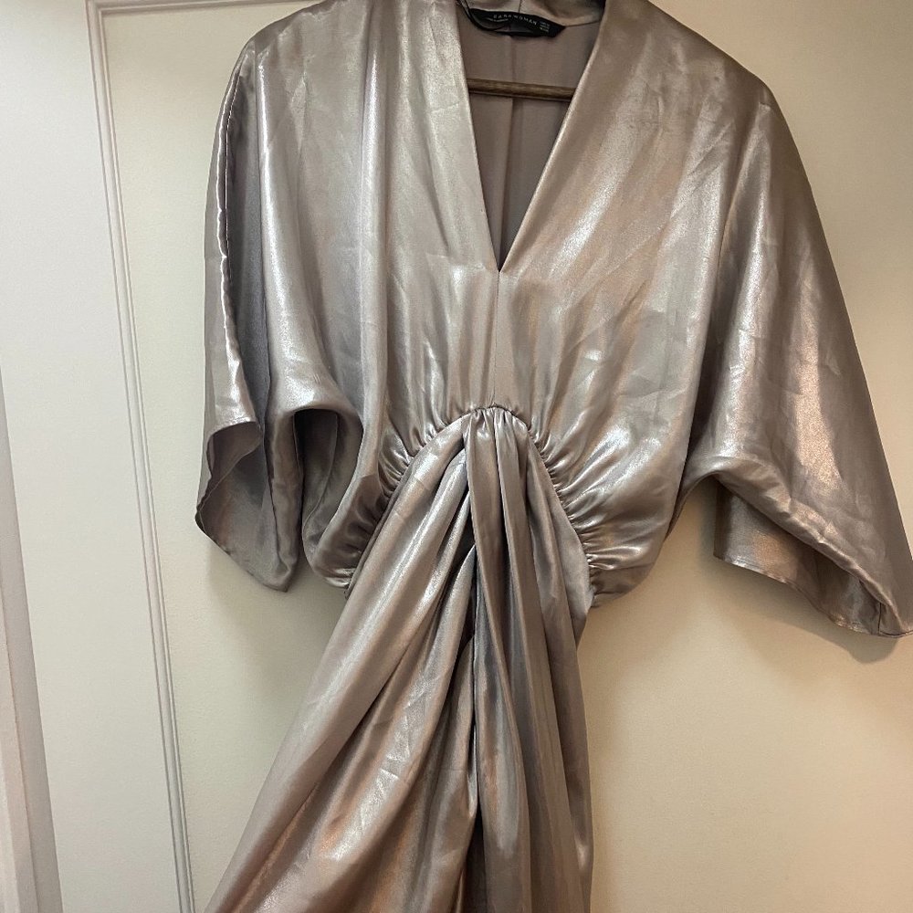 Metallic Silver Dress (size ZARA XS) | Perfect for NYE!
